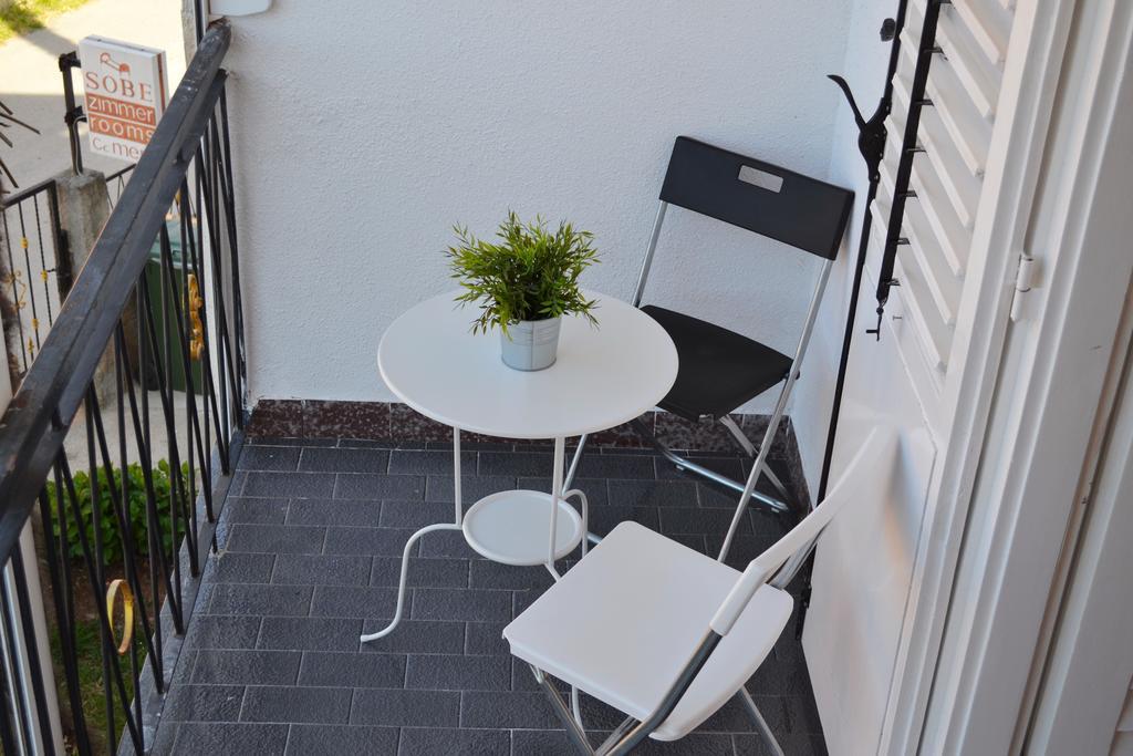 Apartment Vlado Sukošan Pokoj fotografie