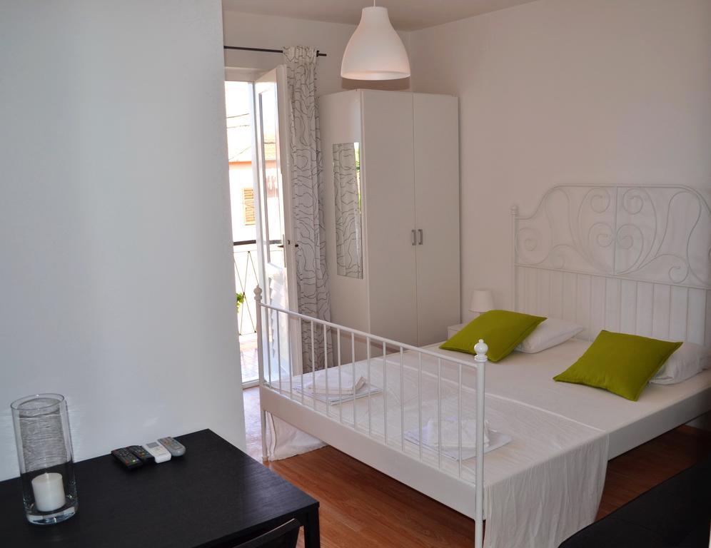Apartment Vlado Sukošan Pokoj fotografie