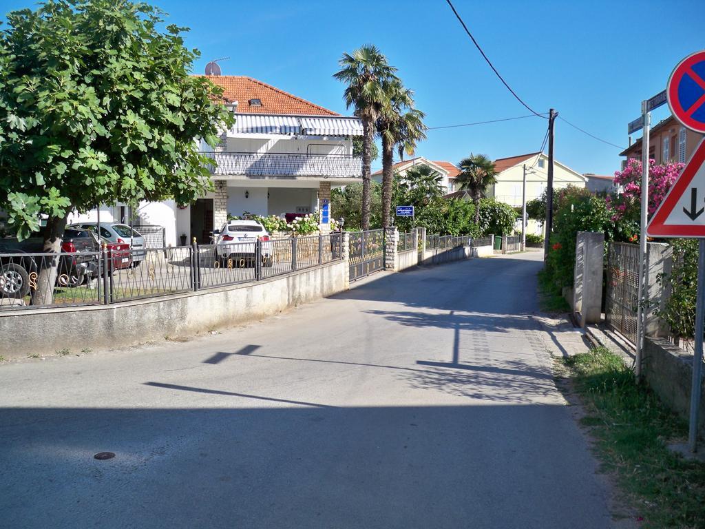 Apartment Vlado Sukošan Exteriér fotografie