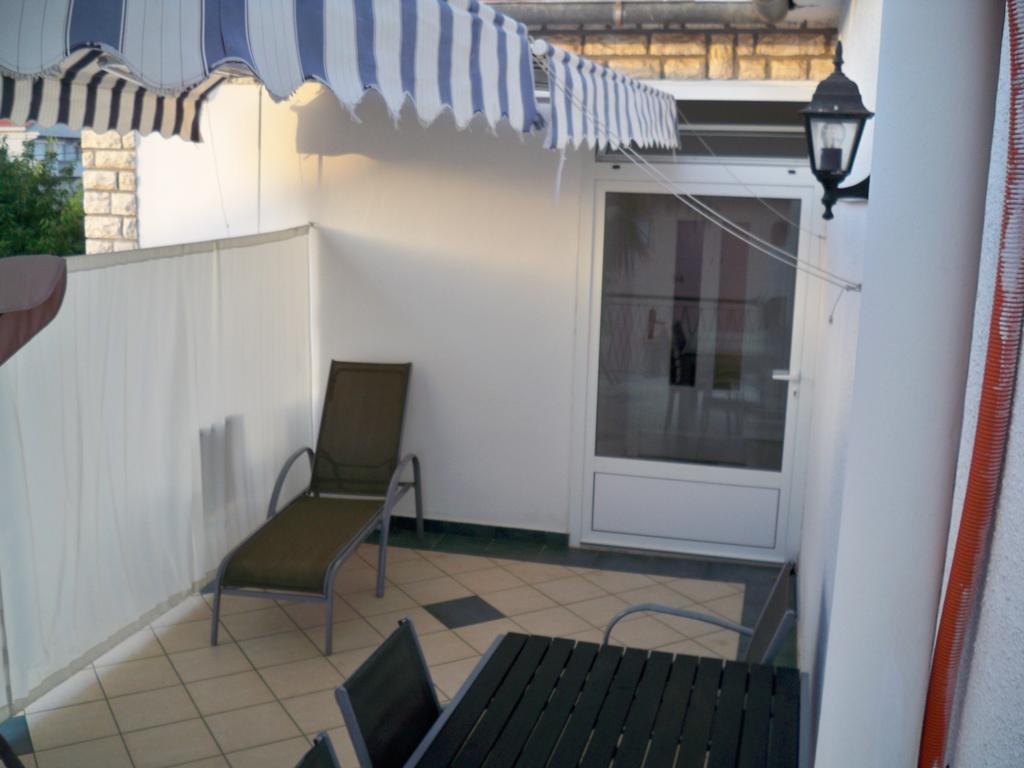 Apartment Vlado Sukošan Exteriér fotografie