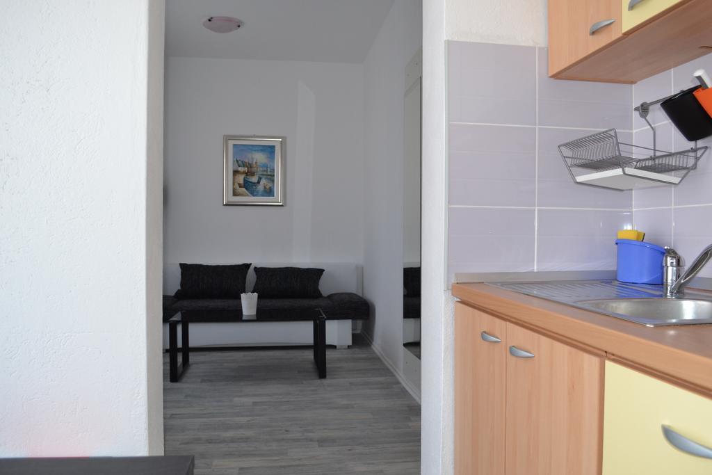 Apartment Vlado Sukošan Exteriér fotografie