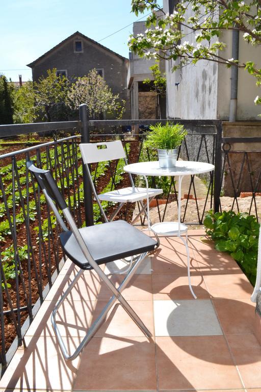 Apartment Vlado Sukošan Exteriér fotografie