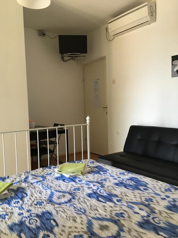 Apartment Vlado Sukošan Exteriér fotografie